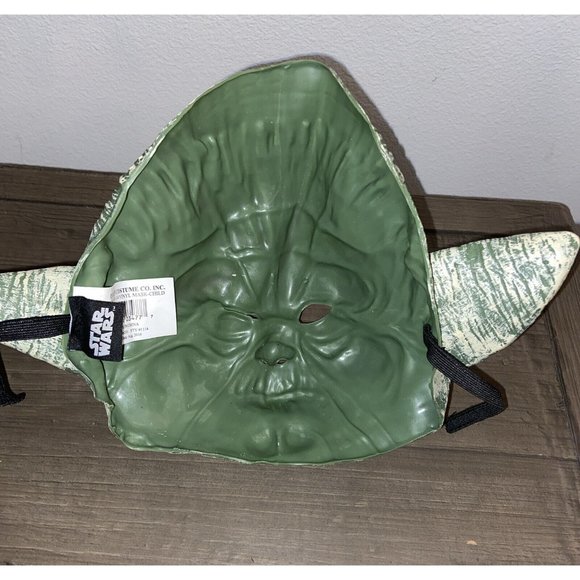 Rubie's Costumes #3477 Yoda 3/4 Vinyl Used Star Wars LFL Child's Halloween Mask - Picture 6 of 8